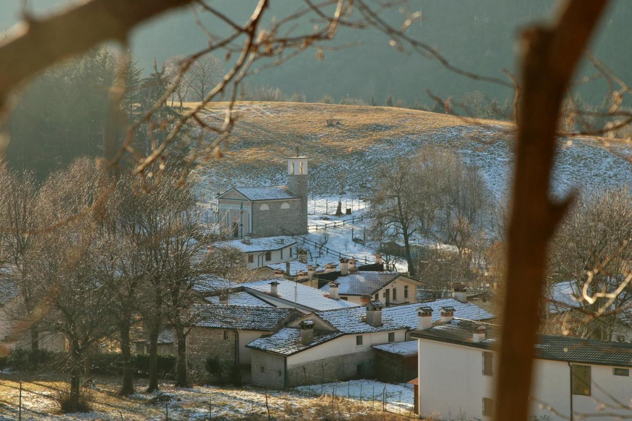 Agriturismo Riva Dei Coz Sequsino Exteriör bild